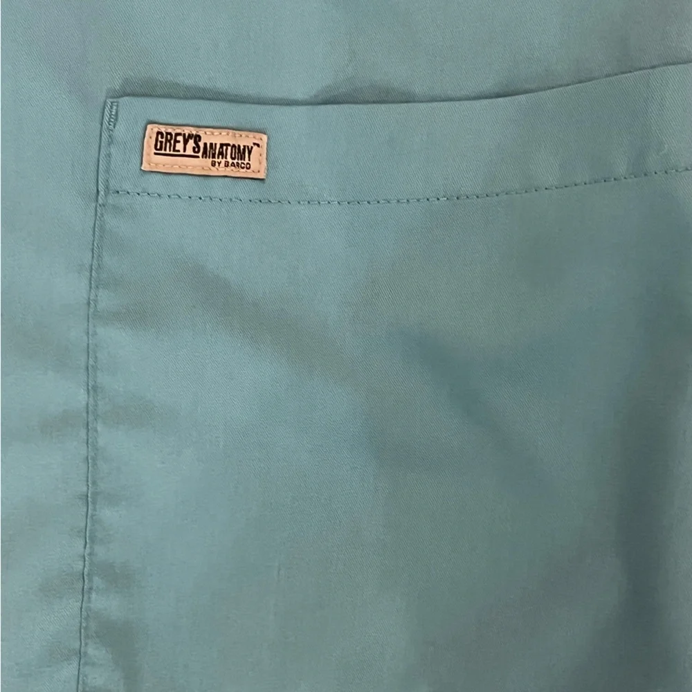 Grey's Anatomy Light Blue Scrub Top - Picture 3 of 4